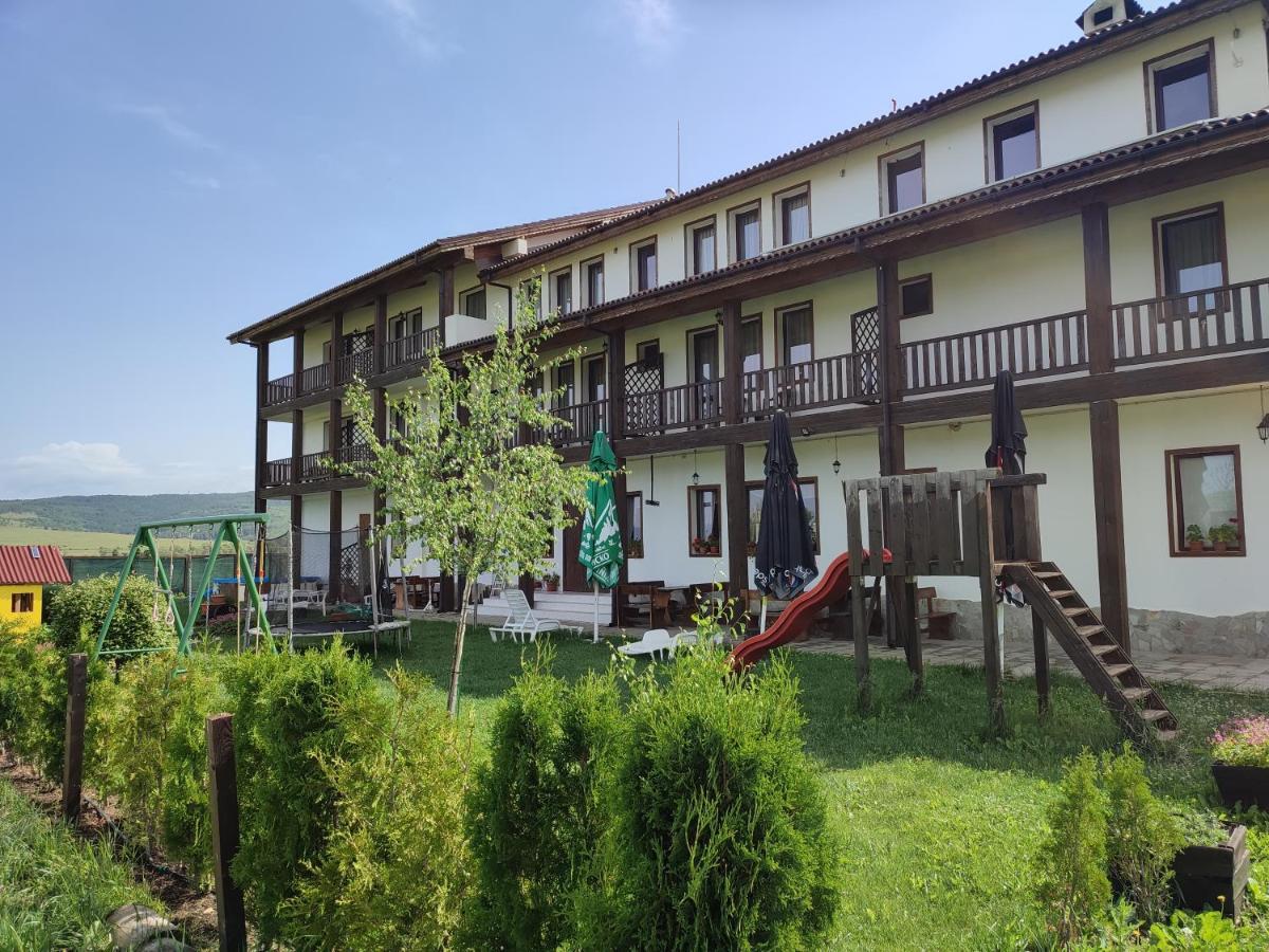 Guest House Belchin View Kültér fotó