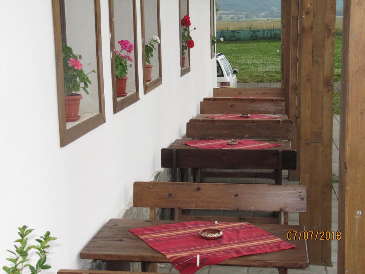 Guest House Belchin View Kültér fotó